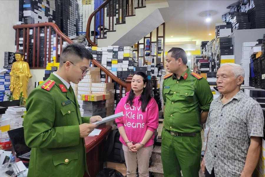 Nóng: 7000 nạn nhân bị đường dây lừa đảo “bán điện thoại chính hãng giá rẻ” chiếm đoạt hơn 90 tỉ đồng