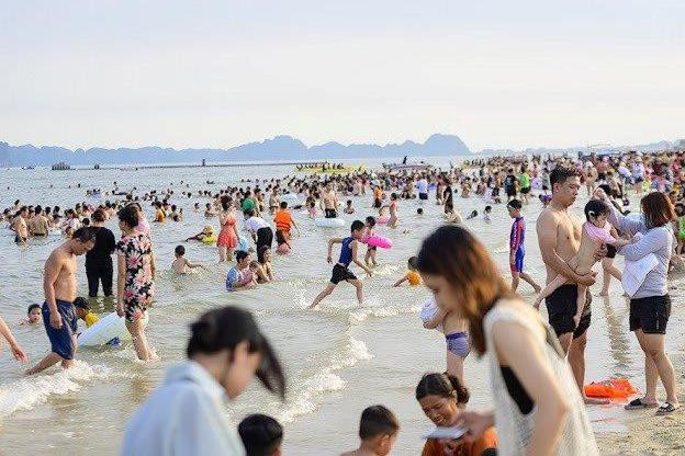 100% các Bộ, ngành nhất trí với phương án nghỉ 5 ngày dịp 30/4-1/5