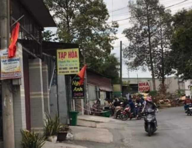 Cô gái trẻ bị bạn trai của mẹ sát hại trong phòng trọ