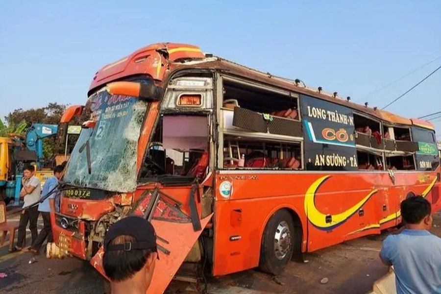 Hai xe khách va chạm ở Gia Lai: Một xe chạy quá tốc độ, hơn 80 km/h