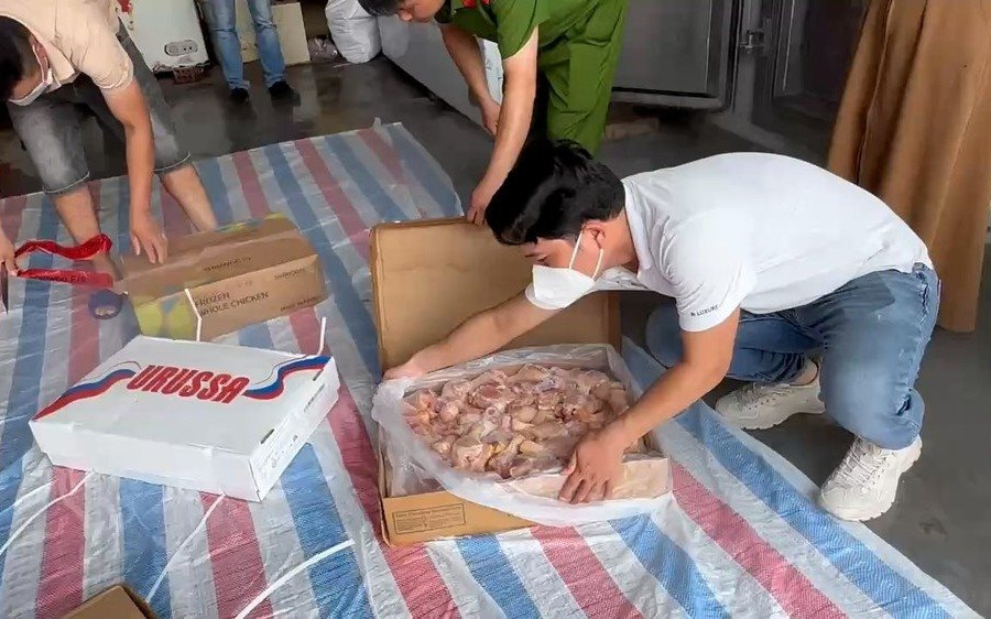 Chặn đứng hàng tấn gà không nguồn gốc ra thị trường