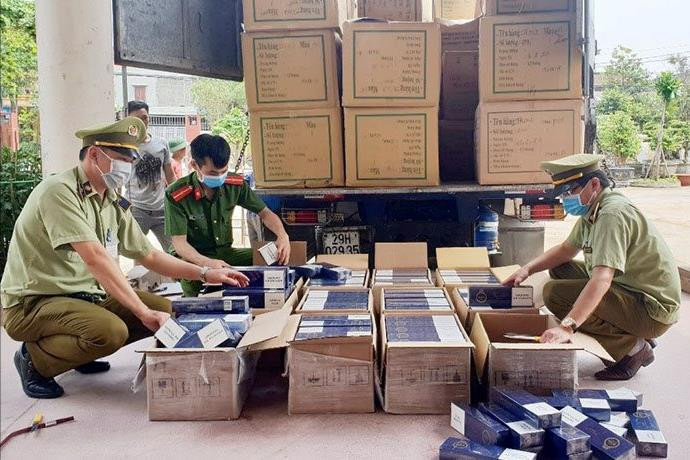 Hành vi vận chuyển thuốc lá lậu sẽ bị xử phạt như thế nào?