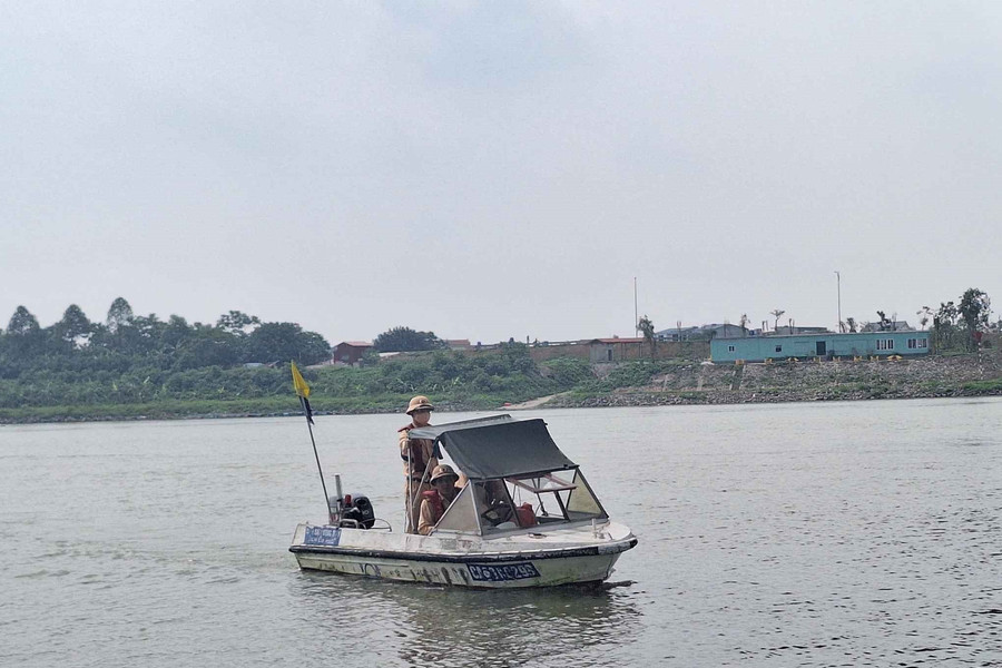 Bắc Ninh: Công an vào cuộc việc hai nữ sinh nhảy cầu