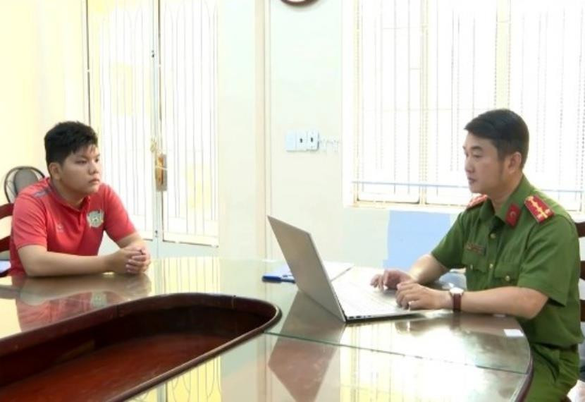 "Hình sự" dỏm chặn người đi đường cưỡng đoạt tài sản