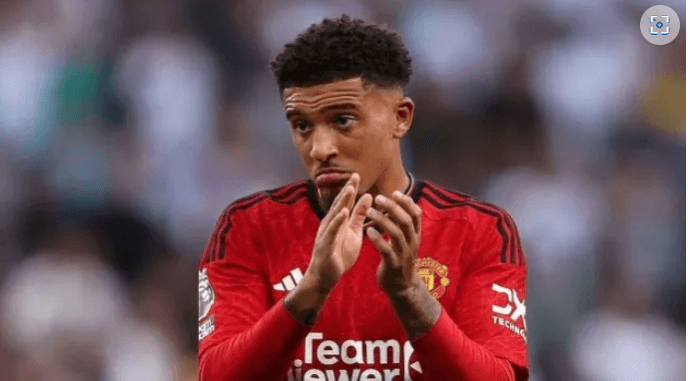 Man United chốt giá bán Jadon Sancho gây sốc
