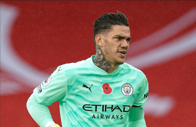 Pep Guardian không còn tín nhiệm thủ thành Ederson