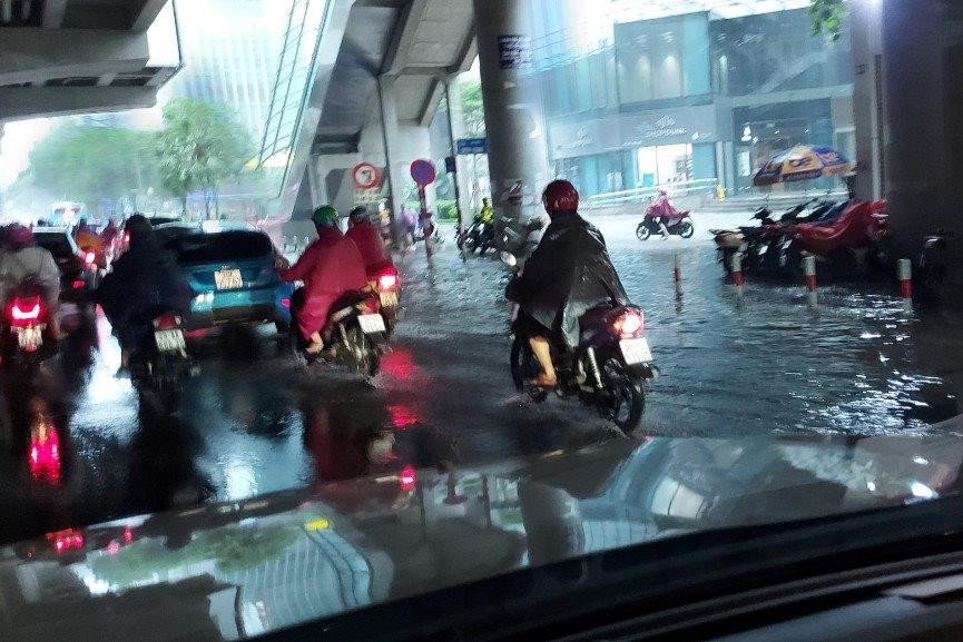 Hà Nội: Tập trung khắc phục tình trạng úng ngập trong mùa mưa bão