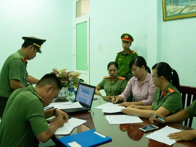 Trường phòng và chuyên viên sở Hậu Giang dính lao lý