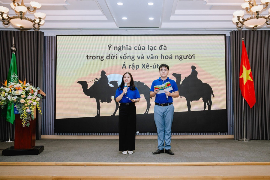 Ngày quốc tế Lạc đà lần đầu tiên được tổ chức tại Việt Nam