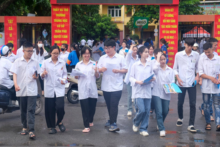 Điểm chuẩn vào lớp 10 chuyên Hà Nội