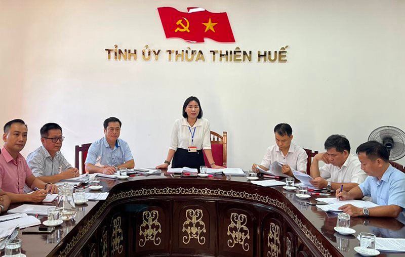 Kỷ luật Cục trưởng Thi hành án dân sự Thừa Thiên Huế