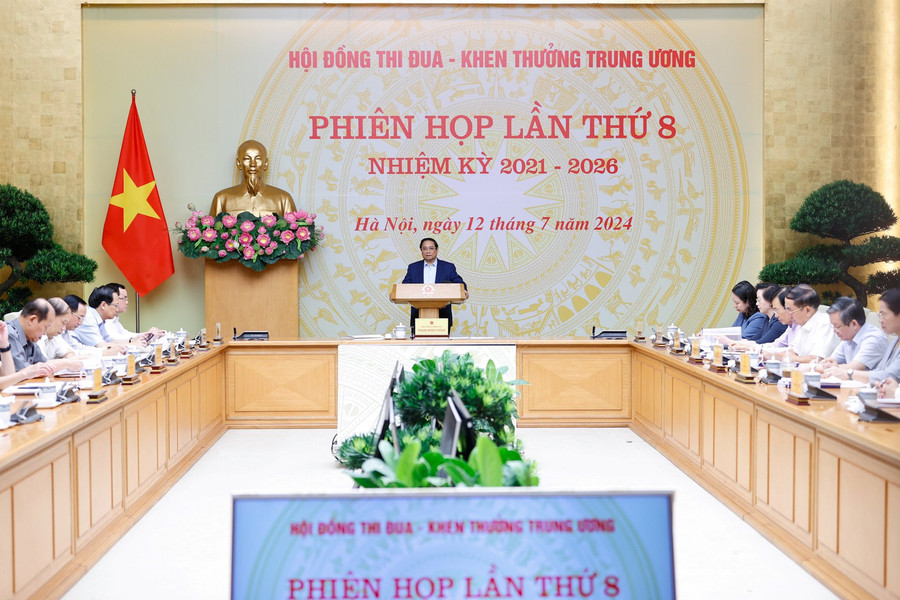 Đẩy mạnh thi đua để huy động sức mạnh, tạo động lực, truyền cảm hứng mới phát triển đất nước