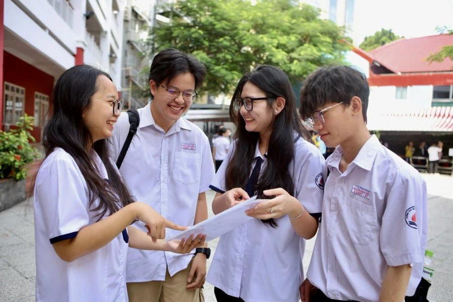Kỳ thi tốt nghiệp THPT 2024: Hà Nội có gần 1.000 điểm 10