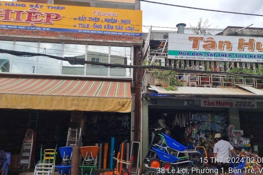 Đương sự "rối" khi phải dời cột do Điện lực sở hữu