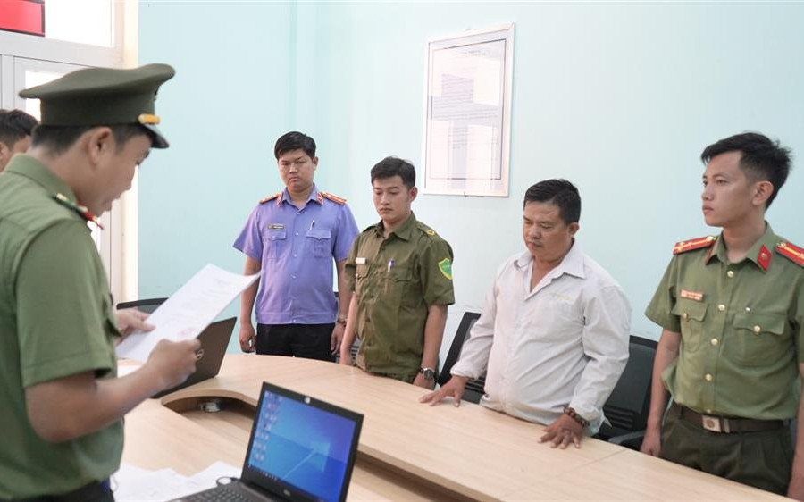 Nguyễn Văn Trung có hành vi lật đổ chính quyền nhân dân