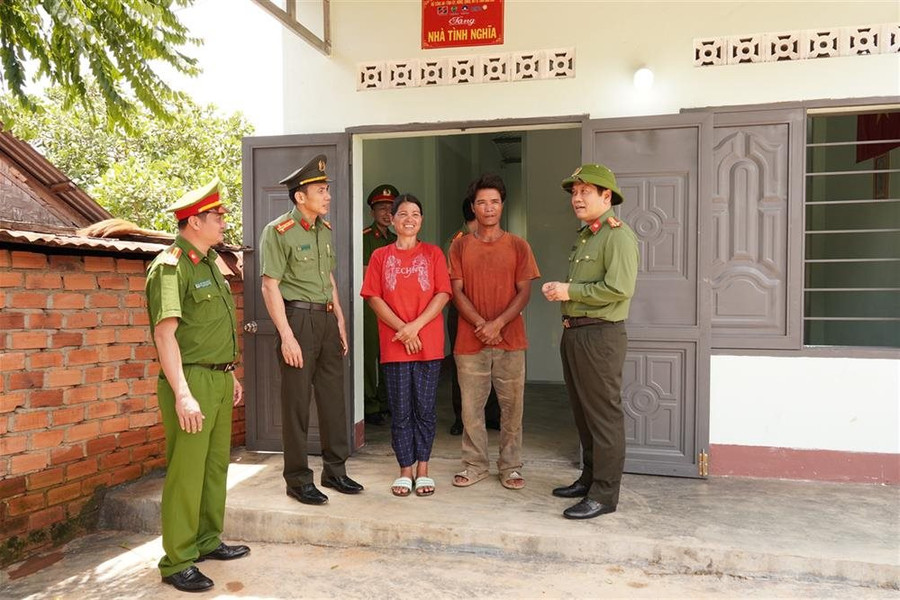 Đắk Lắk: Thực hiện tốt nhất Đề án xây 1.200 căn nhà cho người nghèo