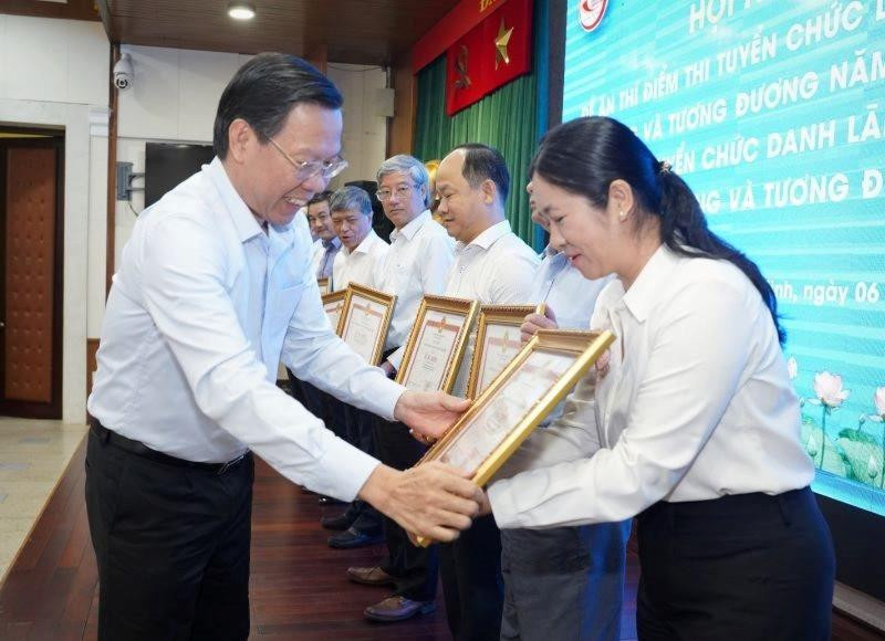 TP.HCM mở rộng mô hình thi tuyển chức danh lãnh đạo tại các sở ngành