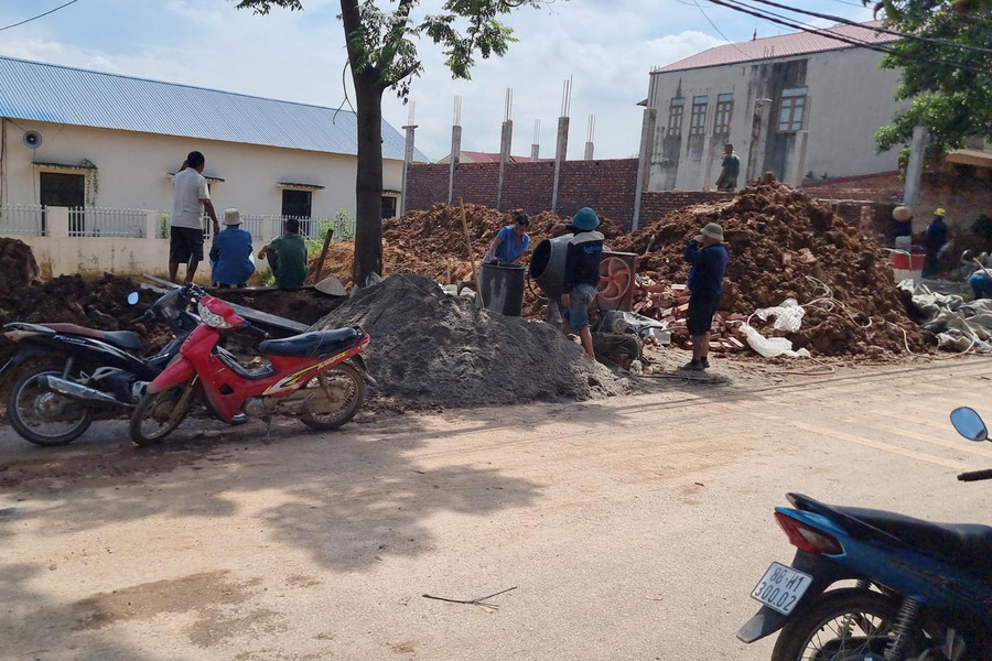 Phúc Yên (Vĩnh Phúc): Buông lỏng quản lý, để người dân xây dựng trái phép kéo dài