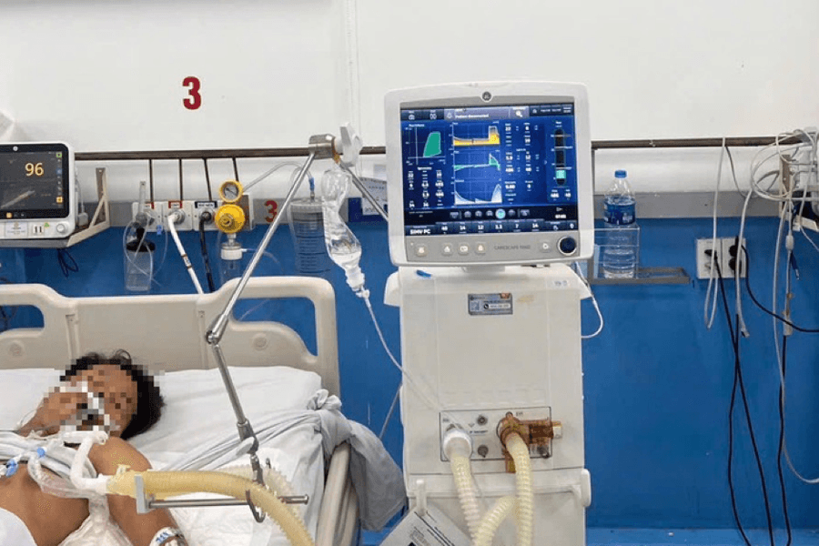 5 người nhập viện nghi ngộ độc hóa chất xử lý nước