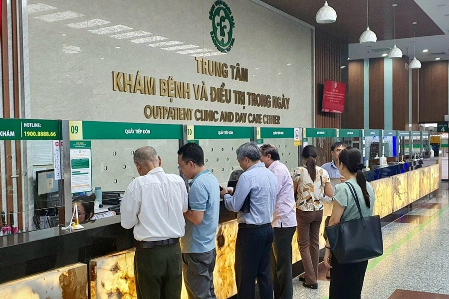 Bệnh viện Bạch Mai mở rộng khung giờ khám bệnh: Trải nghiệm tích cực của người dân