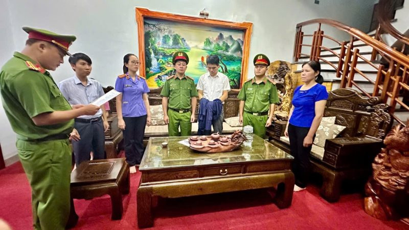 Mở rộng điều tra, "lộ mật" Phó Giám đốc Sở nhận hối lộ