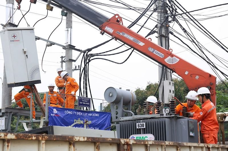 Điện lực Hà Nội đảm bảo cung cấp điện an toàn, liên tục trong Lễ Quốc khánh