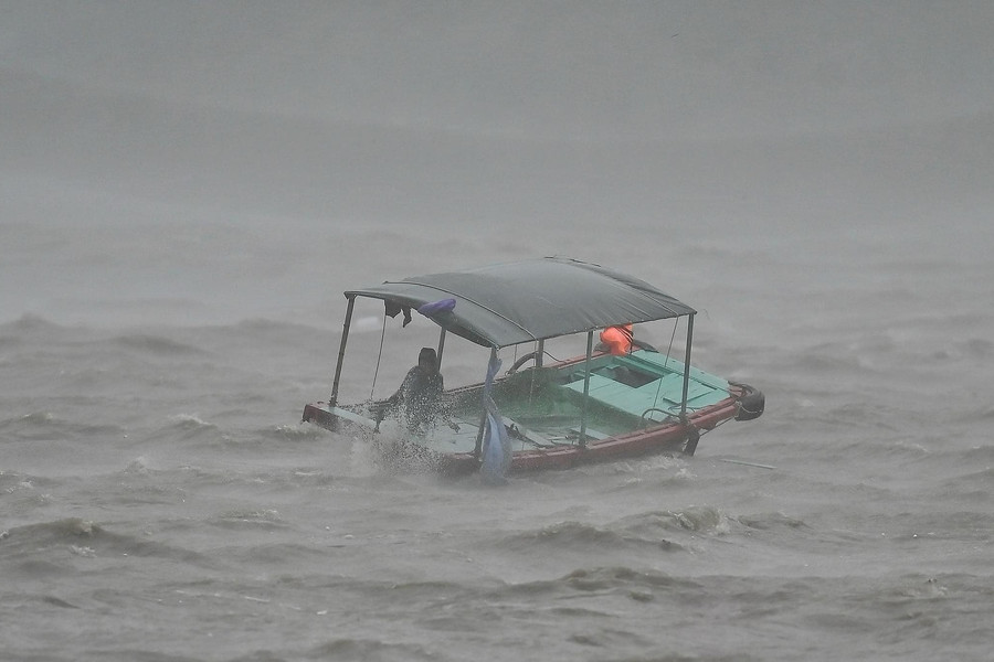 Quảng Ninh: Gió giật mạnh, nhiều thiệt hại đã xảy ra