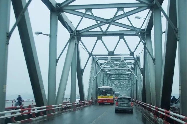 Cấm xe khách, xe hợp đồng, xe tải nhẹ qua cầu Chương Dương từ sáng 10/9