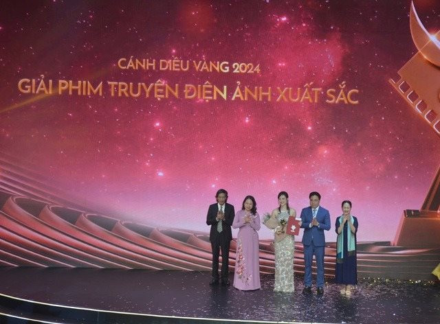 Trấn Thành thắng lớn tại Cánh Diều Vàng 2024