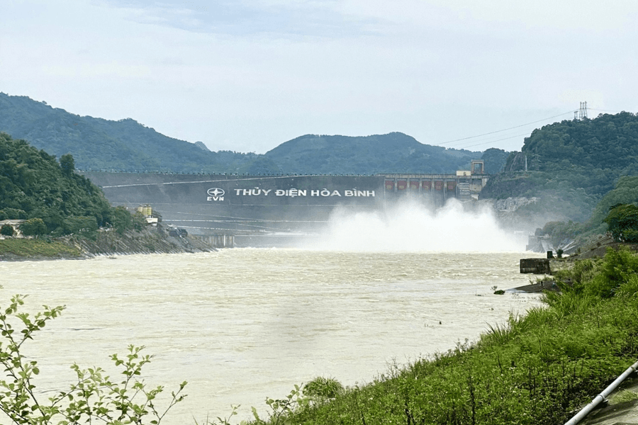 Thủy điện Hòa Bình vận hành ổn định, an toàn sau cơn bão số 3