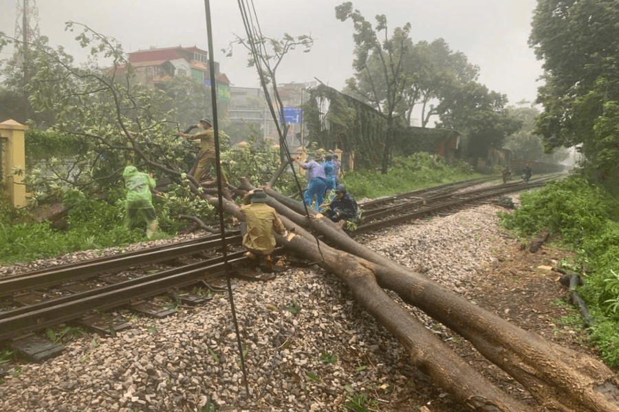 Bão số 3: Ngành đường sắt thiệt hại hơn 200 tỷ đồng