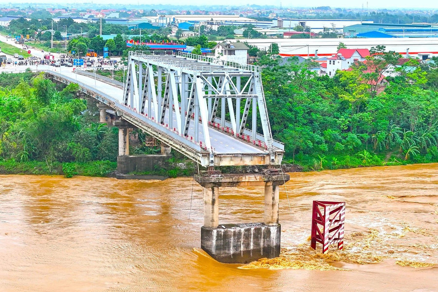 Chuẩn bị đầu tư xây dựng cầu Phong Châu mới