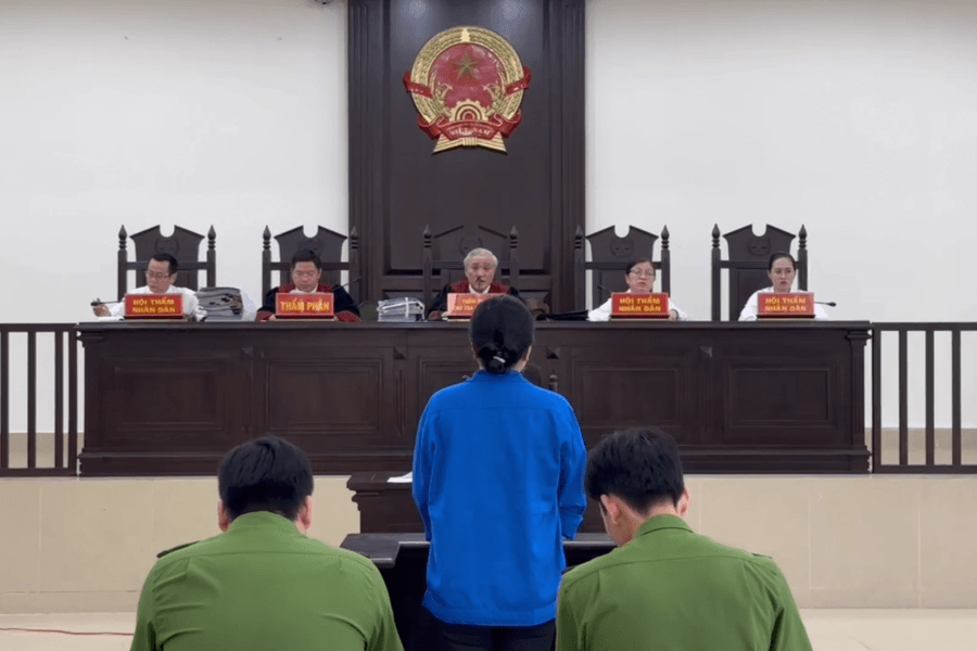 Tuyên án chung thân đối tượng "mượn" 19 sổ đỏ của người dân đi giãn nợ