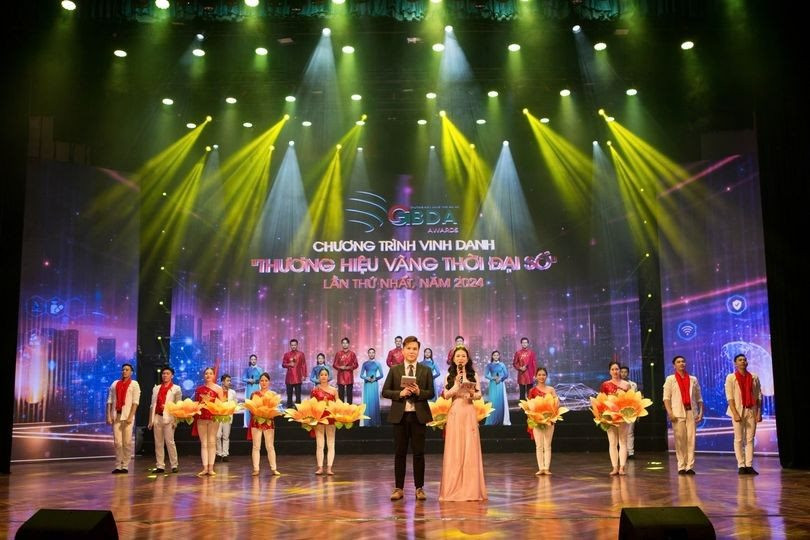 Trang trọng lễ vinh danh, trao giải “Thương hiệu vàng thời đại số” lần thứ nhất