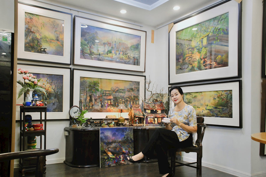 Nữ họa sĩ kể chuyện qua “manh vải vụn”