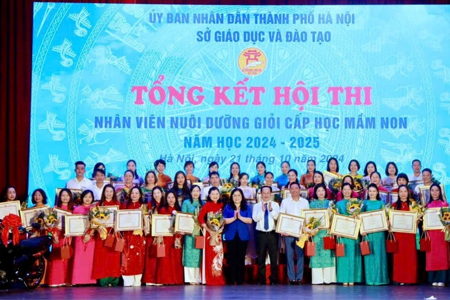Phòng GD&ĐT quận Ba Đình đạt thành tích xuất sắc Hội thi nhân viên nuôi dưỡng giỏi cấp mầm non