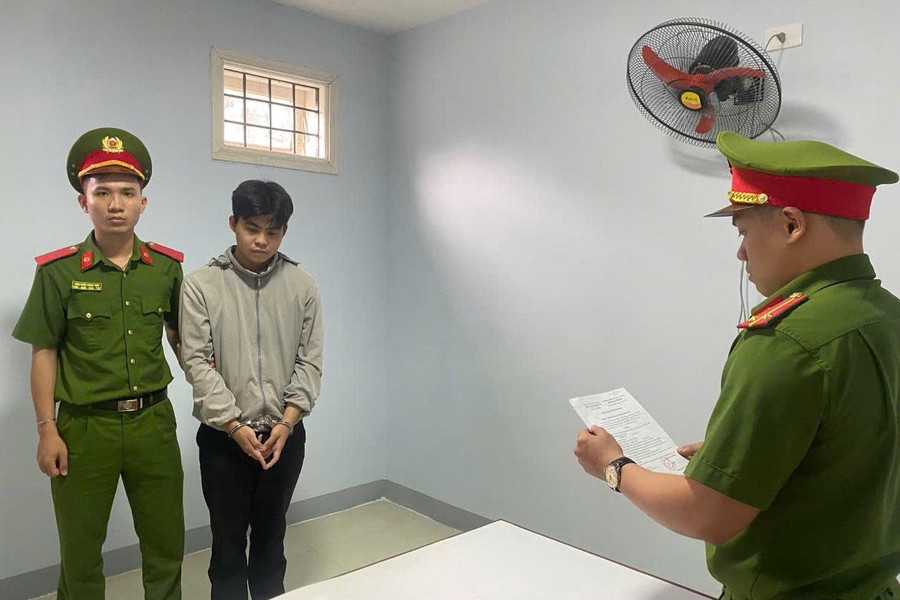 Đà Nẵng: Khởi tố vụ án, bắt tạm giam nhân viên ngân hàng lừa đảo chiếm đoạt 4 tỷ đồng