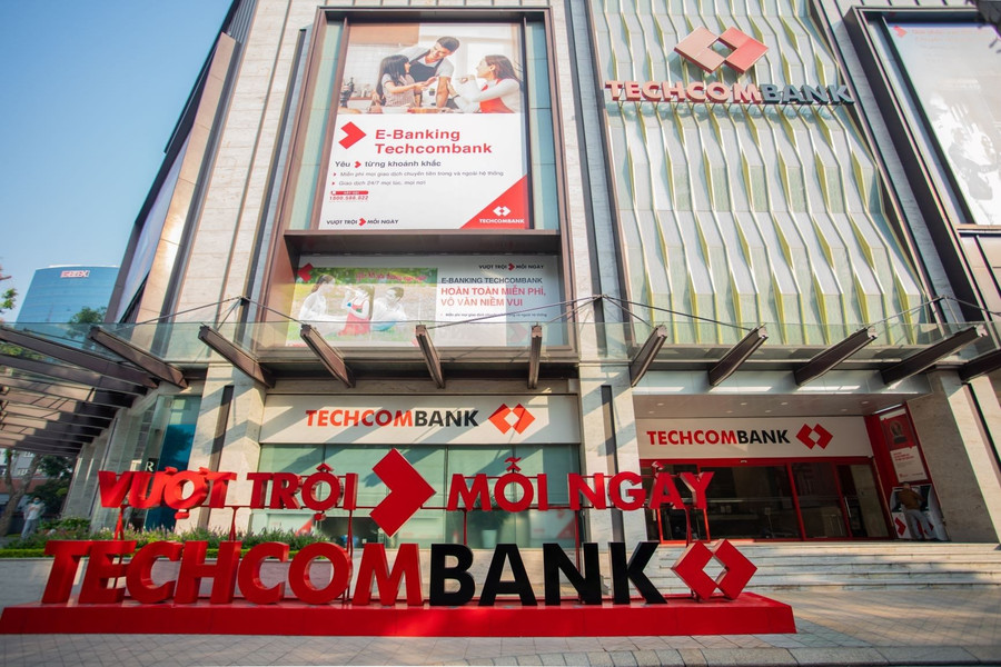Techcombank công bố kết quả kinh doanh nửa đầu năm 2024: Lợi nhuận trước thuế đạt 15,6 nghìn tỷ đồng, tăng 30% so với cùng kỳ