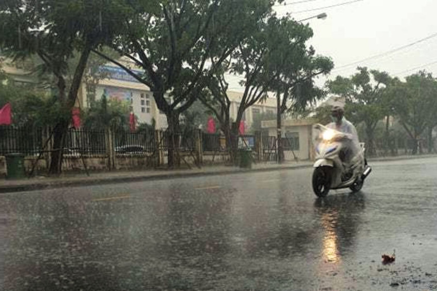 Thời tiết ngày 12/11/2024: Trung Bộ tiếp tục mưa lớn