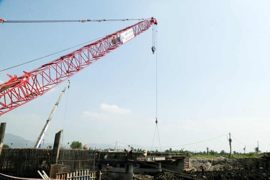 Lãnh đạo Quảng Ninh kiểm tra tiến độ dự án Đường ven sông nối từ cao tốc Hạ Long - Hải Phòng đến TP Đông Triều