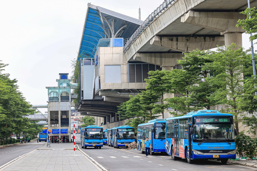 Hà Nội: Triển khai mở rộng thẻ vé điện tử giao thông công cộng