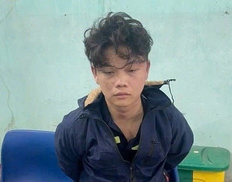 Gã cướp tiệm vàng bị bắt ngay trên đường bỏ trốn