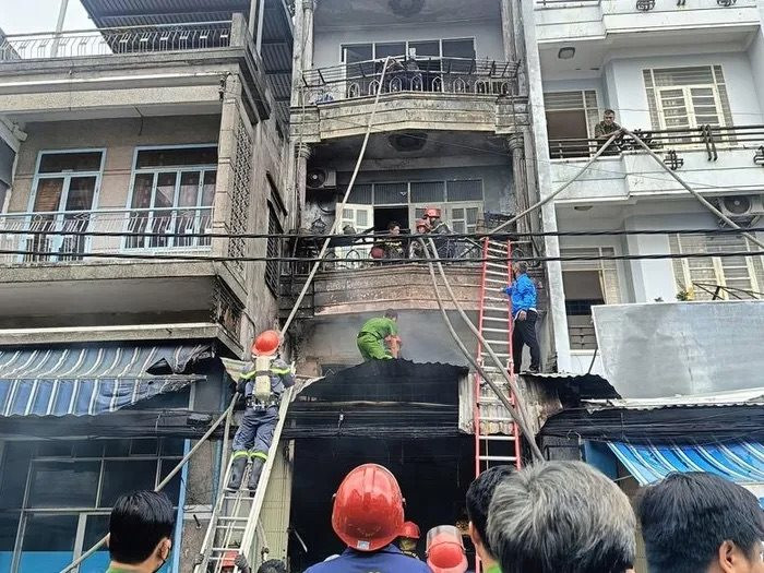 Hỗ trợ gia đình nạn nhân vụ cháy nhà ở Nha Trang