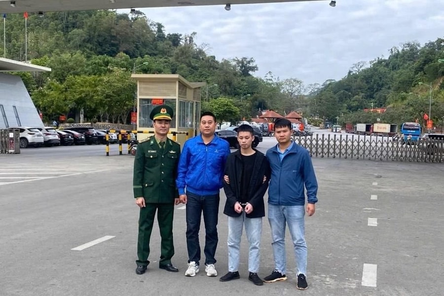 Tim người “ngứa mắt” để hành hung