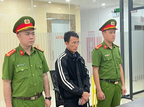 Huy động hơn 61 tỷ đáo hạn, bắt giam vợ chồng liên quan nhà băng