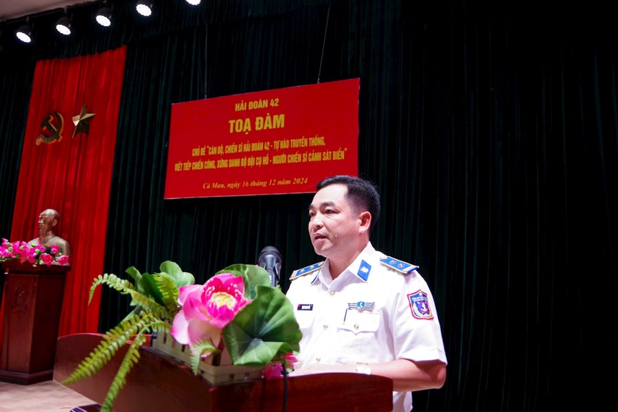 Hải đoàn 42 tổ chức tọa đàm chào mừng kỷ niệm 80 năm Ngày thành lập QĐND Việt Nam
