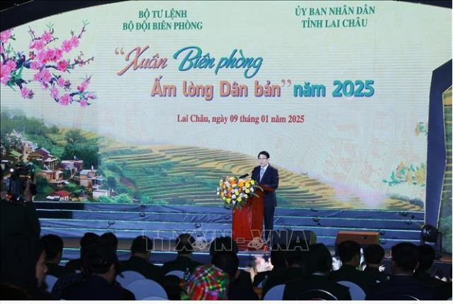 Chủ tịch nước Lương Cường dự chương trình 'Xuân Biên phòng ấm lòng dân bản'