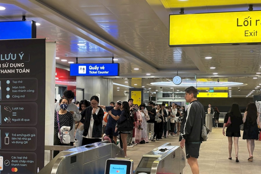 Metro Bến Thành - Suối Tiên: Nhiều ưu đãi khi mua vé không dùng tiền mặt