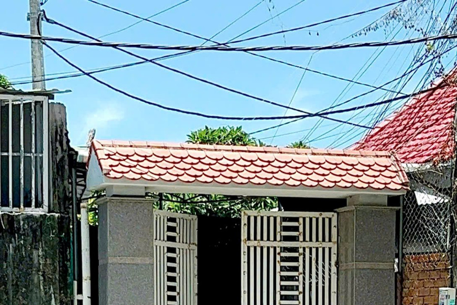 Vạn Ninh, Khánh Hòa: Khởi kiện Chủ tịch huyện vì bị áp giá "đất vườn" đối với thửa đất đã có nhà hơn 20 năm