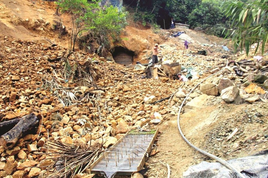 Phát hiện hàng chục mỏ vàng với trữ lượng hàng chục tấn